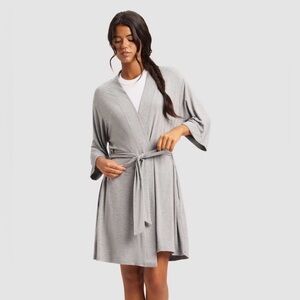 NWT Cozy Earth Bamboo
Stretch-Knit Kimono Robe Super Soft